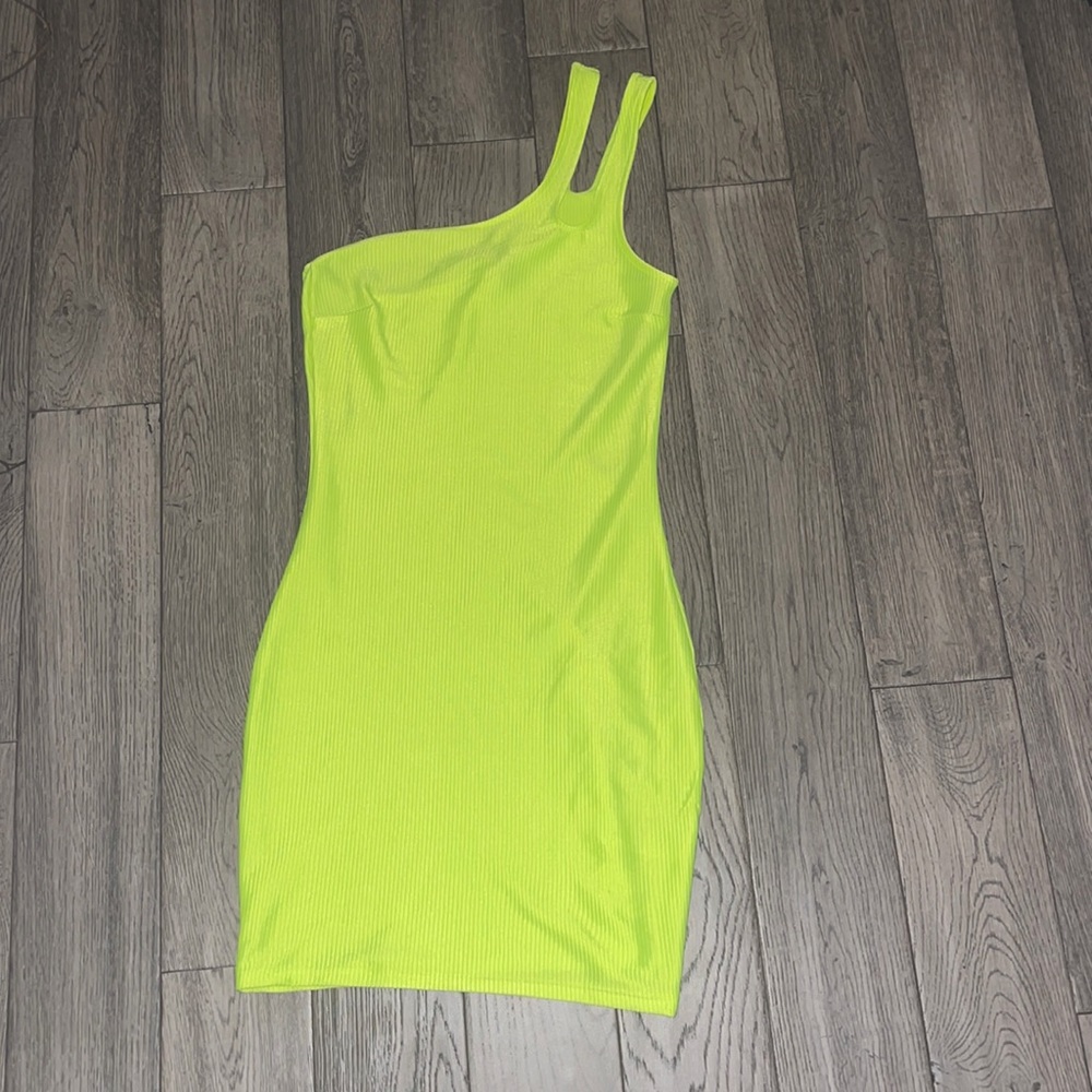 👀NEON DIVIDE DRESS👀